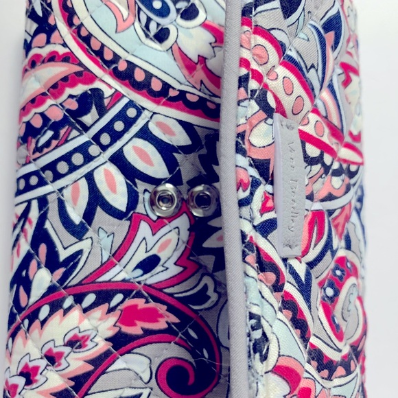 Vera Bradley wallet. Excellent condition. - Picture 2 of 5